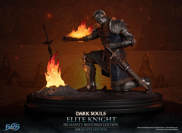 Dark Souls - Elite Knight: Humanity Restored Edition (Exclusive Edition) (ek_kneeling_ex_01.jpg)