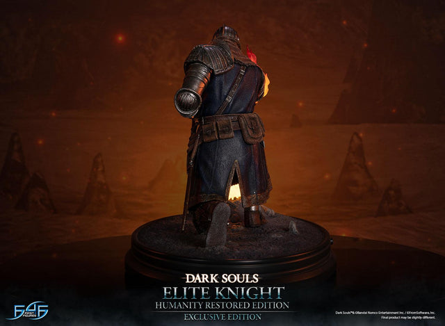 Dark Souls - Elite Knight: Humanity Restored Edition (Exclusive Edition) (ek_kneeling_ex_03.jpg)
