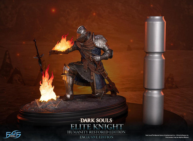 Dark Souls - Elite Knight: Humanity Restored Edition (Exclusive Edition) (ek_kneeling_ex_11.jpg)