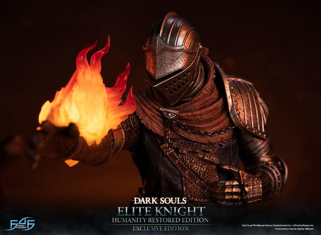 Dark Souls - Elite Knight: Humanity Restored Edition (Exclusive Edition) (ek_kneeling_ex_13.jpg)
