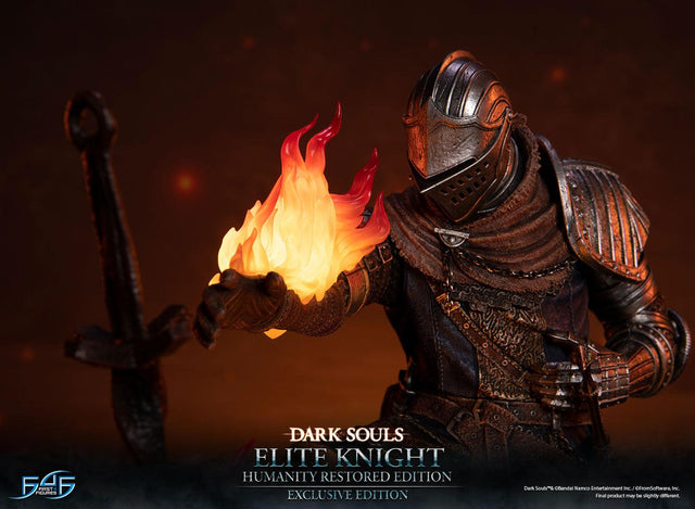 Dark Souls - Elite Knight: Humanity Restored Edition (Exclusive Edition) (ek_kneeling_ex_16.jpg)