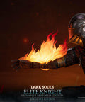 Dark Souls - Elite Knight: Humanity Restored Edition (Exclusive Edition) (ek_kneeling_ex_17.jpg)