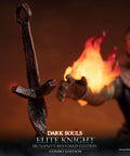 Dark Souls - Elite Knight Combo Edition (ek_kneeling_ex_27_1.jpg)