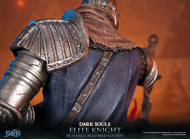 Dark Souls - Elite Knight: Humanity Restored Edition (ek_kneeling_st_11.jpg)