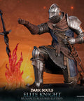 Dark Souls - Elite Knight: Humanity Restored Edition (ek_kneeling_st_25.jpg)
