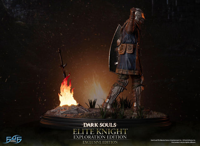 Dark Souls - Elite Knight: Exploration Edition (Exclusive Edition) (ek_walking_ex_03.jpg)