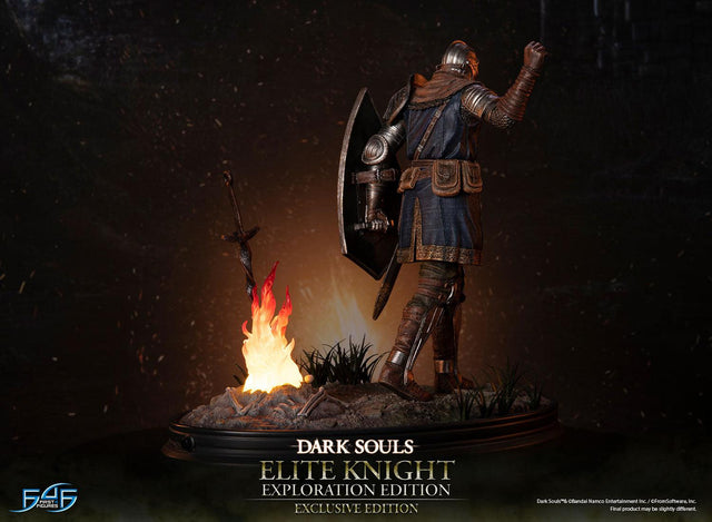 Dark Souls - Elite Knight: Exploration Edition (Exclusive Edition) (ek_walking_ex_04.jpg)
