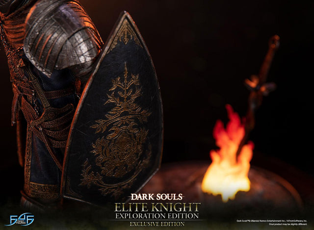 Dark Souls - Elite Knight: Exploration Edition (Exclusive Edition) (ek_walking_ex_12.jpg)