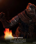 Dark Souls - Elite Knight Combo Edition (ek_walking_ex_13_1.jpg)