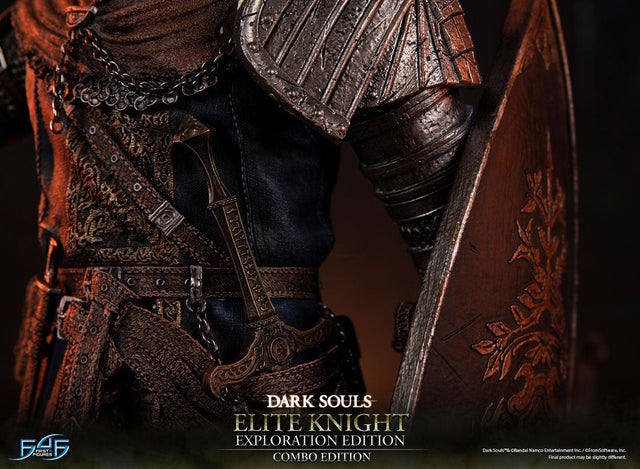 Dark Souls - Elite Knight Combo Edition (ek_walking_ex_21_1.jpg)