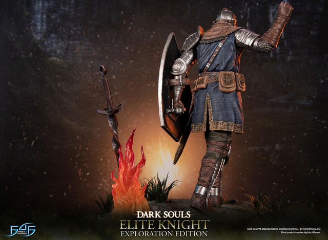 Dark Souls - Elite Knight: Exploration Edition (ek_walking_st_14.jpg)