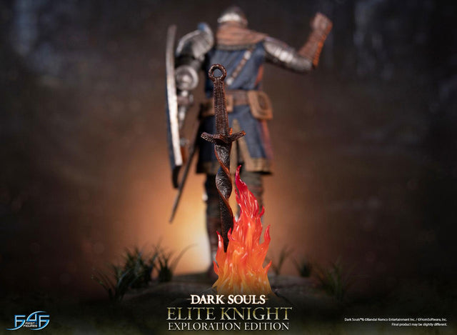 Dark Souls - Elite Knight: Exploration Edition (ek_walking_st_15.jpg)