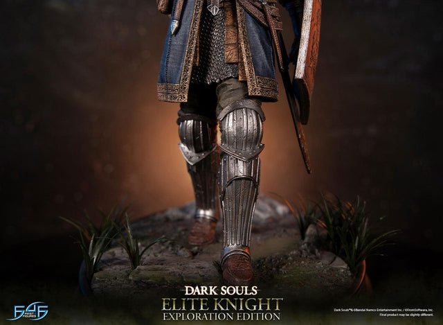 Dark Souls - Elite Knight: Exploration Edition (ek_walking_st_27.jpg)
