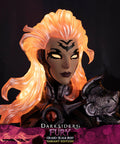 Darksiders - Fury Grand Scale Bust (Variant Edition) (furybustde_25_1.jpg)