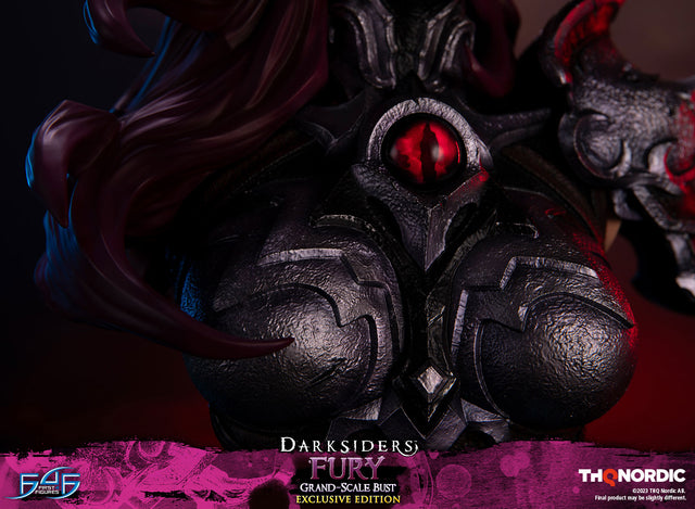 Darksiders - Fury Grand Scale Bust (Exclusive Edition) (furybustex_15.jpg)