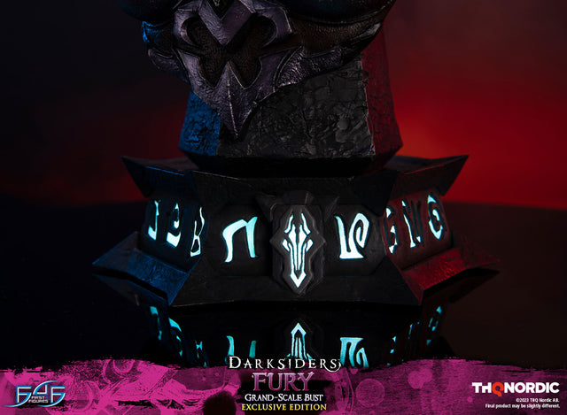 Darksiders - Fury Grand Scale Bust (Exclusive Edition) (furybustex_16.jpg)