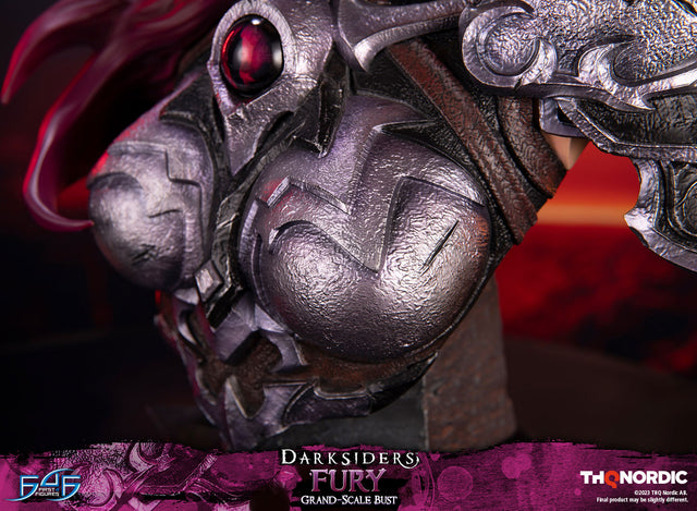 Darksiders - Fury Grand Scale Bust (furybustst_21.jpg)