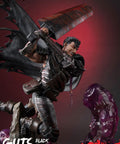 Guts: Black Swordsman (Exclusive Bloody Variant) (guts-exc-bloody-v-12.jpg)