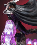 Guts: Black Swordsman (Exclusive Bloody Variant) (guts-exc-bloody-v-18.jpg)