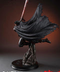 Guts: Black Swordsman (Regular Bloody Variant) (guts-reg-bloody-v-06.jpg)