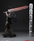 Guts: Black Swordsman (Regular Bloody Variant) (guts-reg-bloody-v-18.jpg)