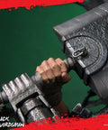 Guts: Black Swordsman (Regular) (guts-reg-h-04.jpg)