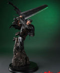 Guts: Black Swordsman (Regular) (guts-reg-v-03.jpg)