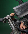 Guts: Black Swordsman (Regular) (guts-reg-v-10.jpg)