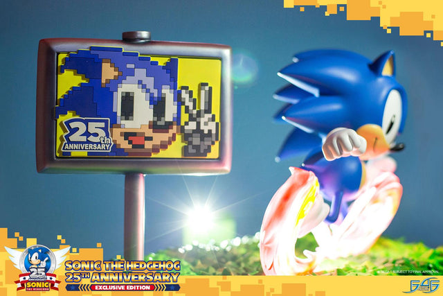 Sonic the Hedgehog 25th Anniversary (Exclusive) (horizontal_07_1_15.jpg)