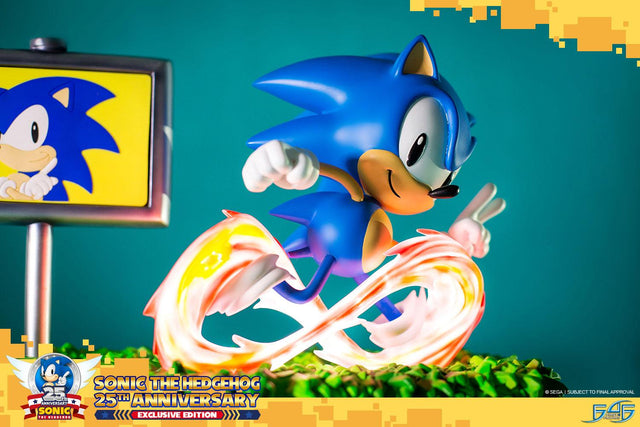Sonic the Hedgehog 25th Anniversary (Exclusive) (horizontal_16_7.jpg)