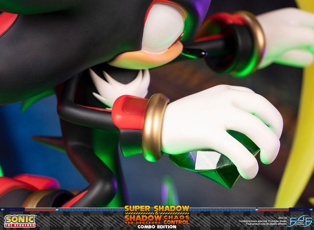 Sonic the Hedgehog™ – Super Shadow and Shadow the Hedgehog: Chaos Control (Combo Edition)  (launchphoto_combo_13.jpg)