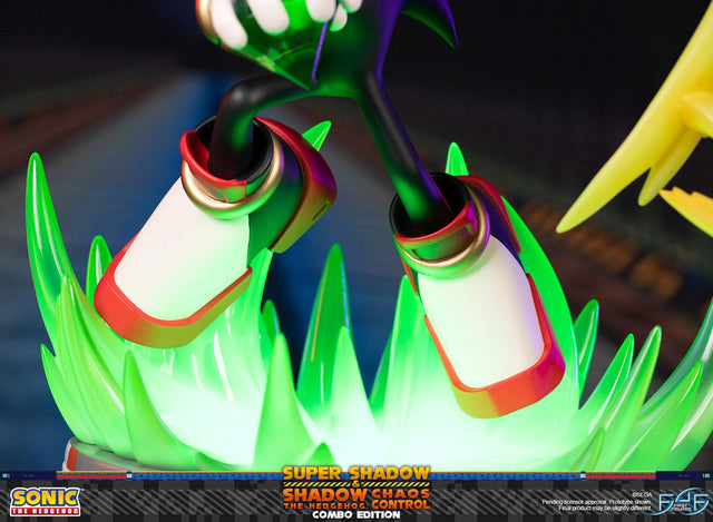 Sonic the Hedgehog™ – Super Shadow and Shadow the Hedgehog: Chaos Control (Combo Edition)  (launchphoto_combo_15.jpg)