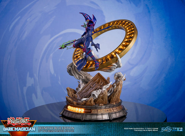 Yu-Gi-Oh! – Dark Magician (Definitive Blue Edition)  (launchphoto_dmblue_de-07.jpg)