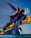 Yu-Gi-Oh! – Dark Magician (Definitive Blue Edition)  (launchphoto_dmblue_de-23.jpg)