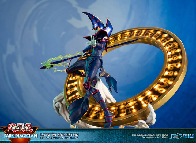 Yu-Gi-Oh! – Dark Magician (Definitive Blue Edition)  (launchphoto_dmblue_de-29.jpg)