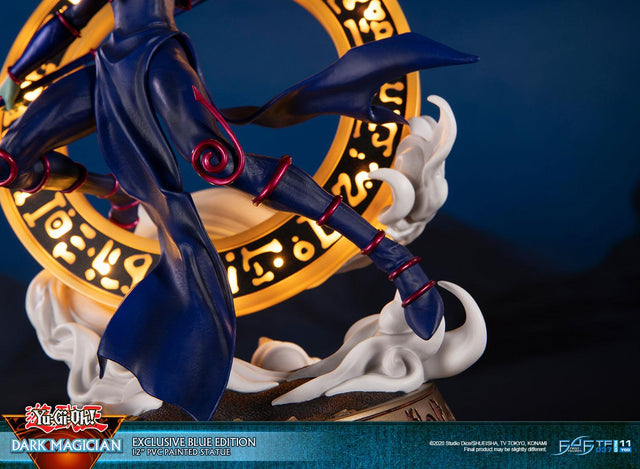 Yu-Gi-Oh! – Dark Magician (Exclusive Blue Edition)   (launchphoto_dmblue_ex-21.jpg)