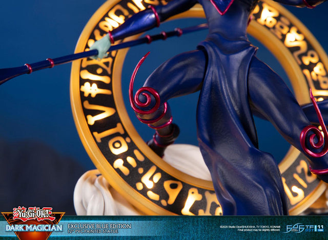 Yu-Gi-Oh! – Dark Magician (Exclusive Blue Edition)   (launchphoto_dmblue_ex-28.jpg)