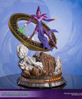 Yu-Gi-Oh! – Dark Magician (Definitive Purple Edition)  (launchphoto_dmpurple_de-09.jpg)