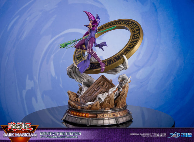 Yu-Gi-Oh! – Dark Magician (Definitive Purple Edition)  (launchphoto_dmpurple_de-15.jpg)