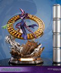 Yu-Gi-Oh! – Dark Magician (Definitive Purple Edition)  (launchphoto_dmpurple_de-17.jpg)
