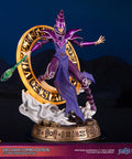 Yu-Gi-Oh! – Dark Magician (Exclusive Combo Edition)  (launchphoto_dmpurple_ex-01_1.jpg)