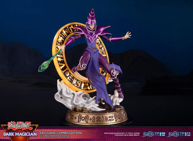 Yu-Gi-Oh! – Dark Magician (Exclusive Combo Edition)  (launchphoto_dmpurple_ex-01_1.jpg)