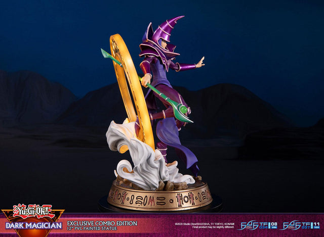 Yu-Gi-Oh! – Dark Magician (Exclusive Combo Edition)  (launchphoto_dmpurple_ex-02_1.jpg)