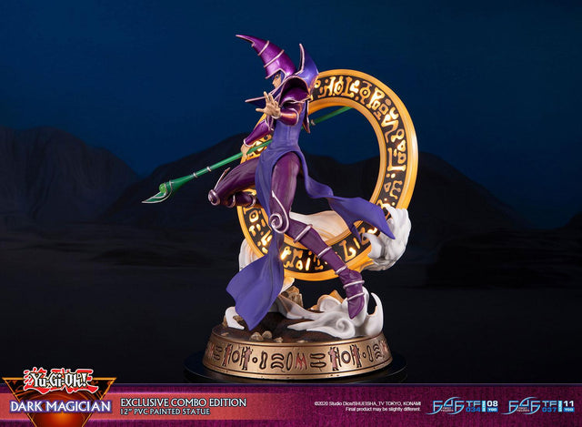 Yu-Gi-Oh! – Dark Magician (Exclusive Combo Edition)  (launchphoto_dmpurple_ex-07_1.jpg)