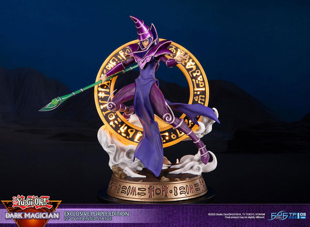 Yu-Gi-Oh! – Dark Magician (Exclusive Purple Edition)  (launchphoto_dmpurple_ex-08.jpg)