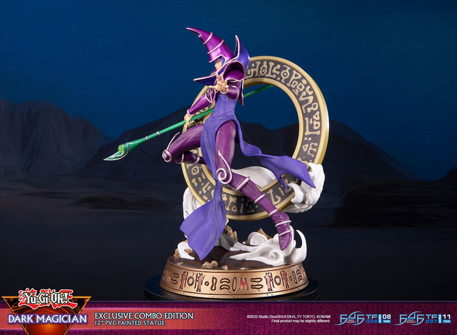 Yu-Gi-Oh! – Dark Magician (Exclusive Combo Edition)  (launchphoto_dmpurple_ex-15_1.jpg)