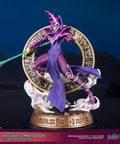 Yu-Gi-Oh! – Dark Magician (Exclusive Combo Edition)  (launchphoto_dmpurple_ex-16_1.jpg)