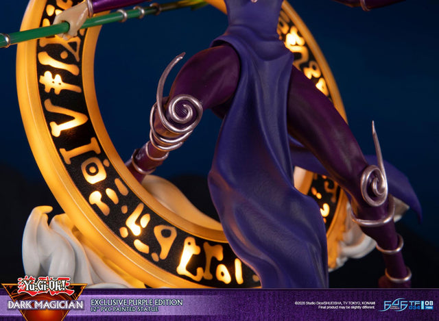 Yu-Gi-Oh! – Dark Magician (Exclusive Purple Edition)  (launchphoto_dmpurple_ex-19.jpg)
