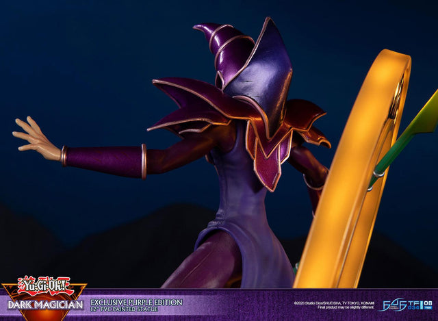 Yu-Gi-Oh! – Dark Magician (Exclusive Purple Edition)  (launchphoto_dmpurple_ex-20.jpg)