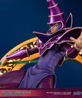 Yu-Gi-Oh! – Dark Magician (Exclusive Combo Edition)  (launchphoto_dmpurple_ex-25_1.jpg)